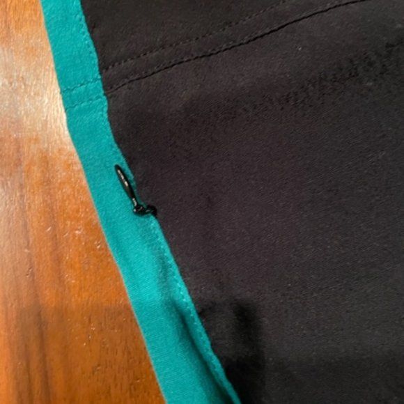 ANTHROPOLOGIE ett twa Women’s HIGH WAISTED FLARE TRACK PANTS BLACK GREEN SIZE 8 - Picture 4 of 9